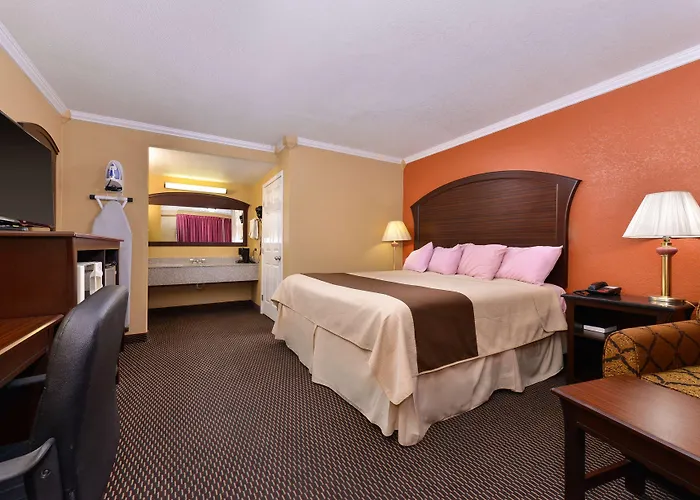 Americas Best Value Inn Schulenburg